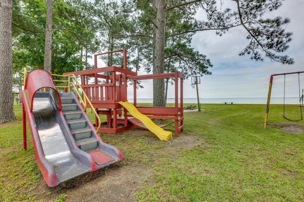 Vacation Home Lake Livingston! Onalaska 외부 사진