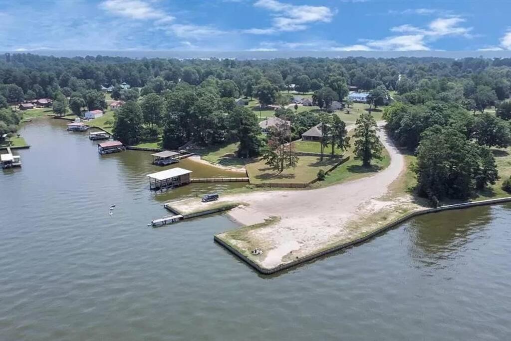 Vacation Home Lake Livingston! Onalaska 외부 사진